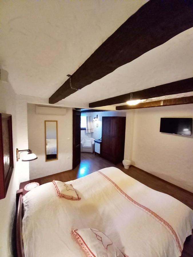 Bed and Breakfast Sári Csárda Panzió Dunakiliti Exterior foto