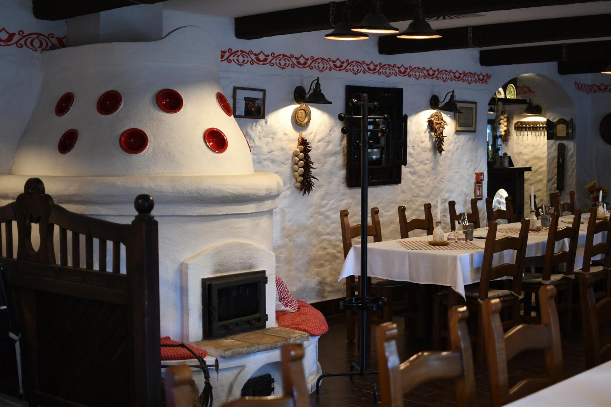 Bed and Breakfast Sári Csárda Panzió Dunakiliti Exterior foto